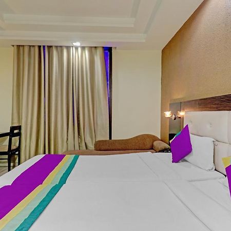Light House Agra By Park Tree Hotel Ngoại thất bức ảnh