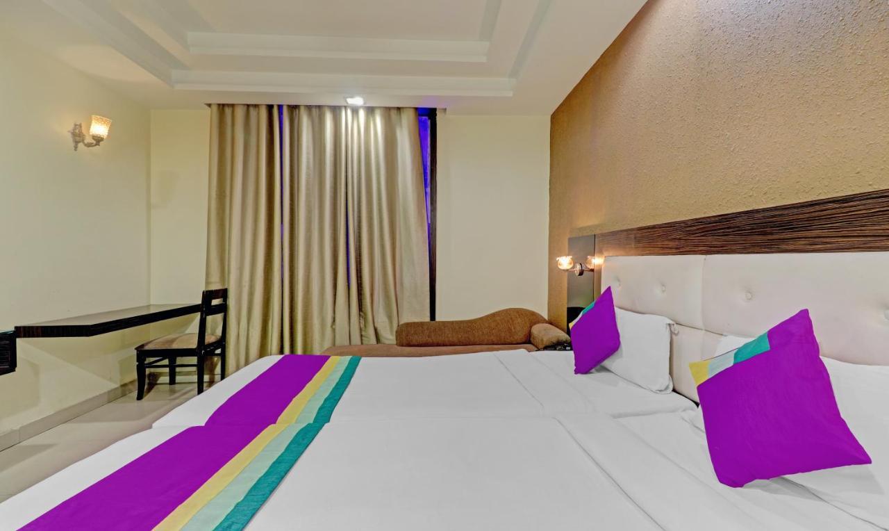 Light House Agra By Park Tree Hotel Ngoại thất bức ảnh