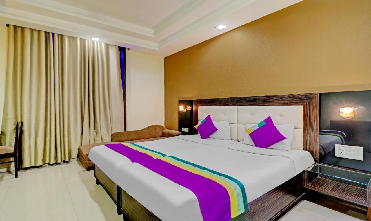 Light House Agra By Park Tree Hotel Ngoại thất bức ảnh