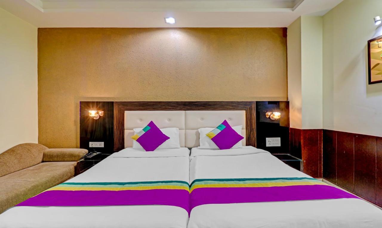 Light House Agra By Park Tree Hotel Ngoại thất bức ảnh