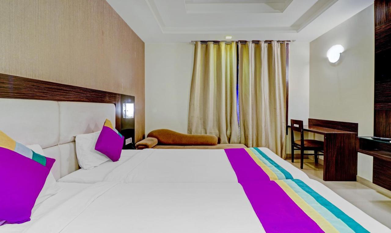 Light House Agra By Park Tree Hotel Ngoại thất bức ảnh