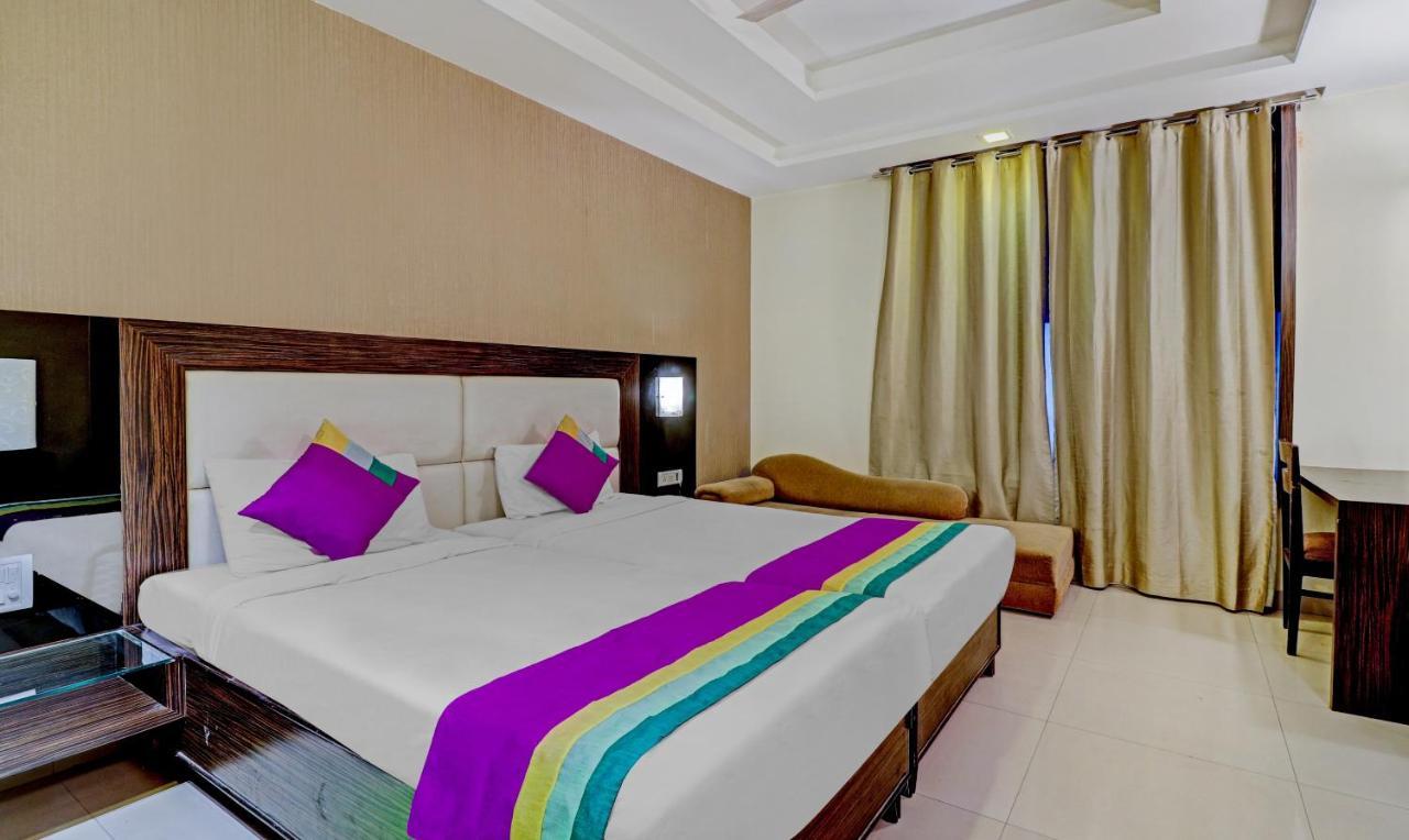Light House Agra By Park Tree Hotel Ngoại thất bức ảnh