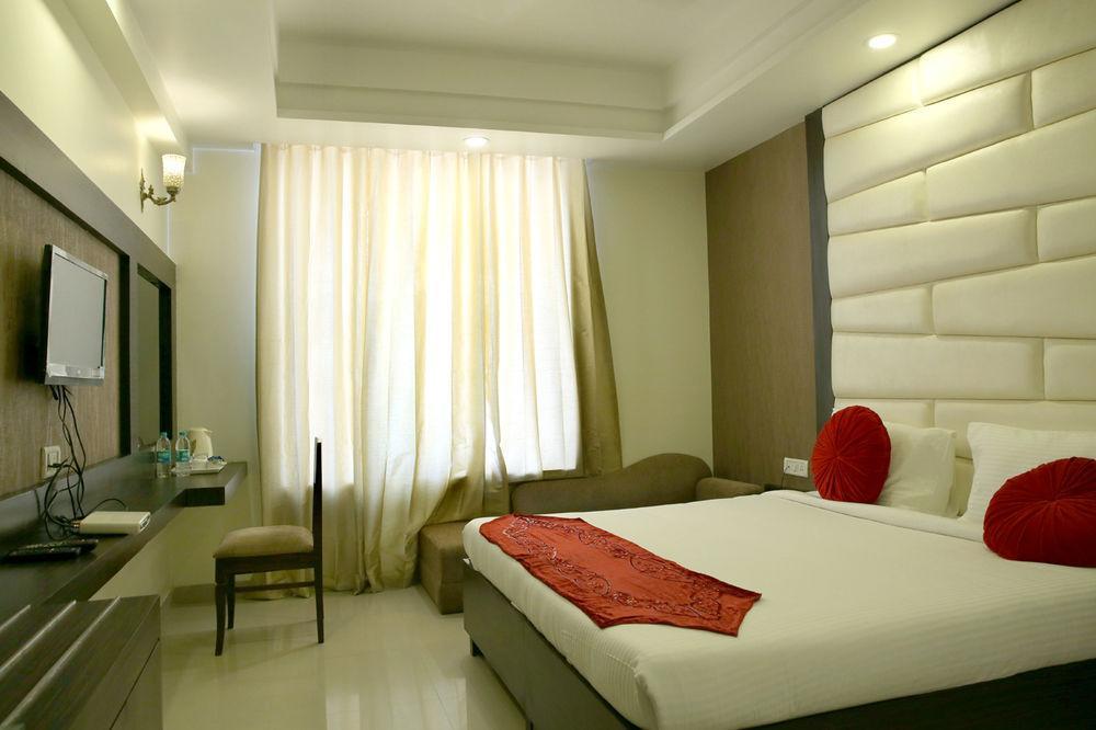 Light House Agra By Park Tree Hotel Ngoại thất bức ảnh