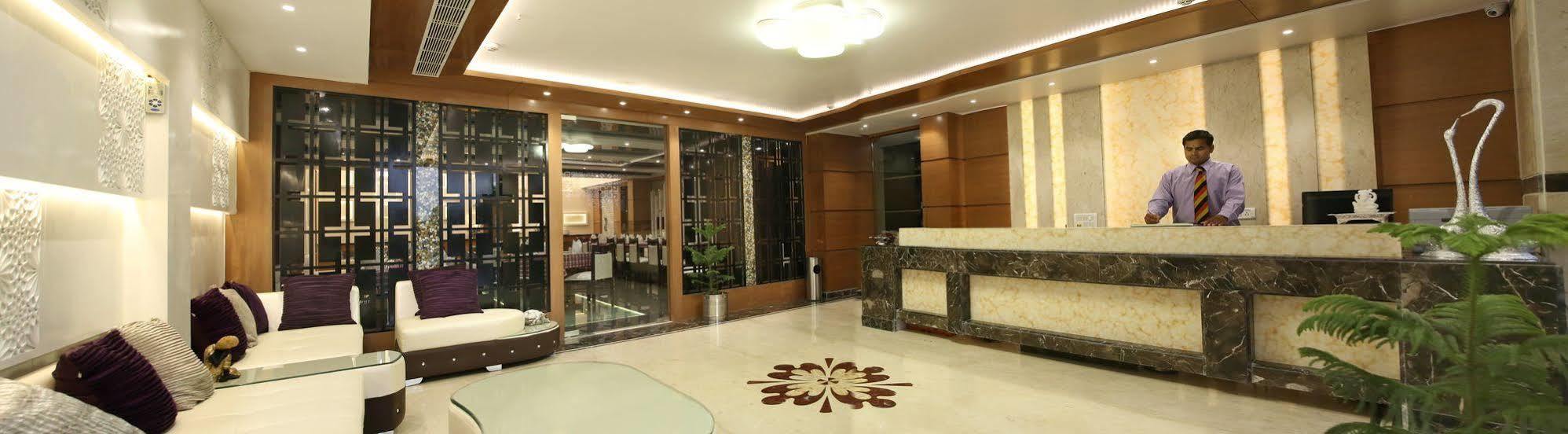 Light House Agra By Park Tree Hotel Ngoại thất bức ảnh