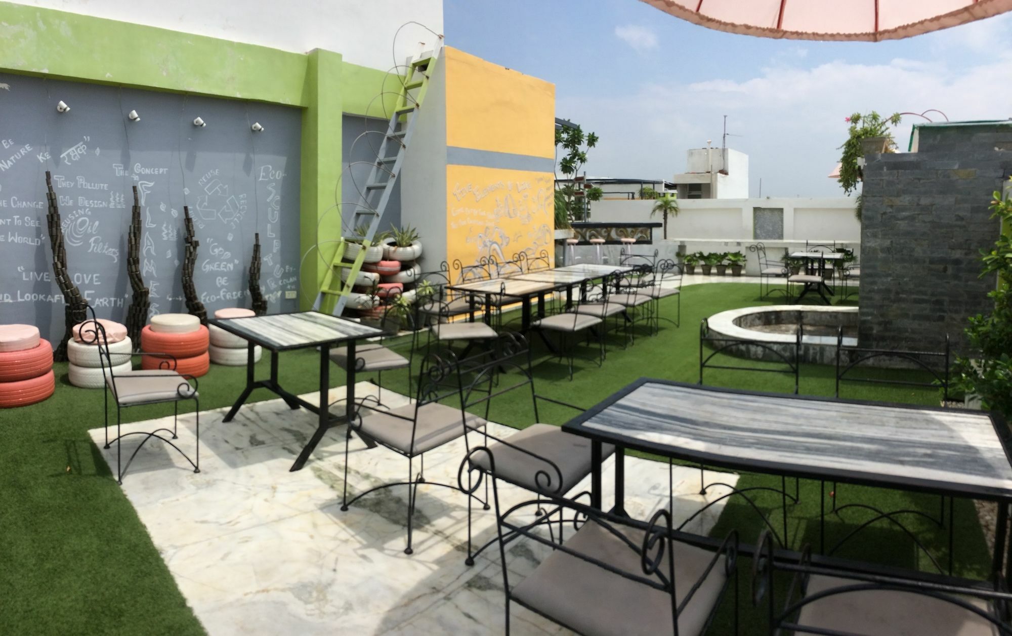 Light House Agra By Park Tree Hotel Ngoại thất bức ảnh